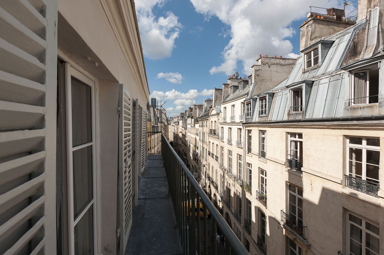 Charming 1 bedroom-apartment in the heart of St Germain des Prés