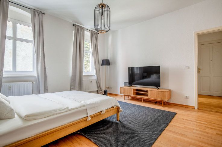 Charming studio flat in Mitte: Furnished & cool.