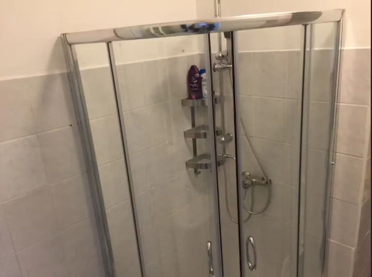 Comfy 3 Bedroom apartment in Hainburger Straße in Vienna