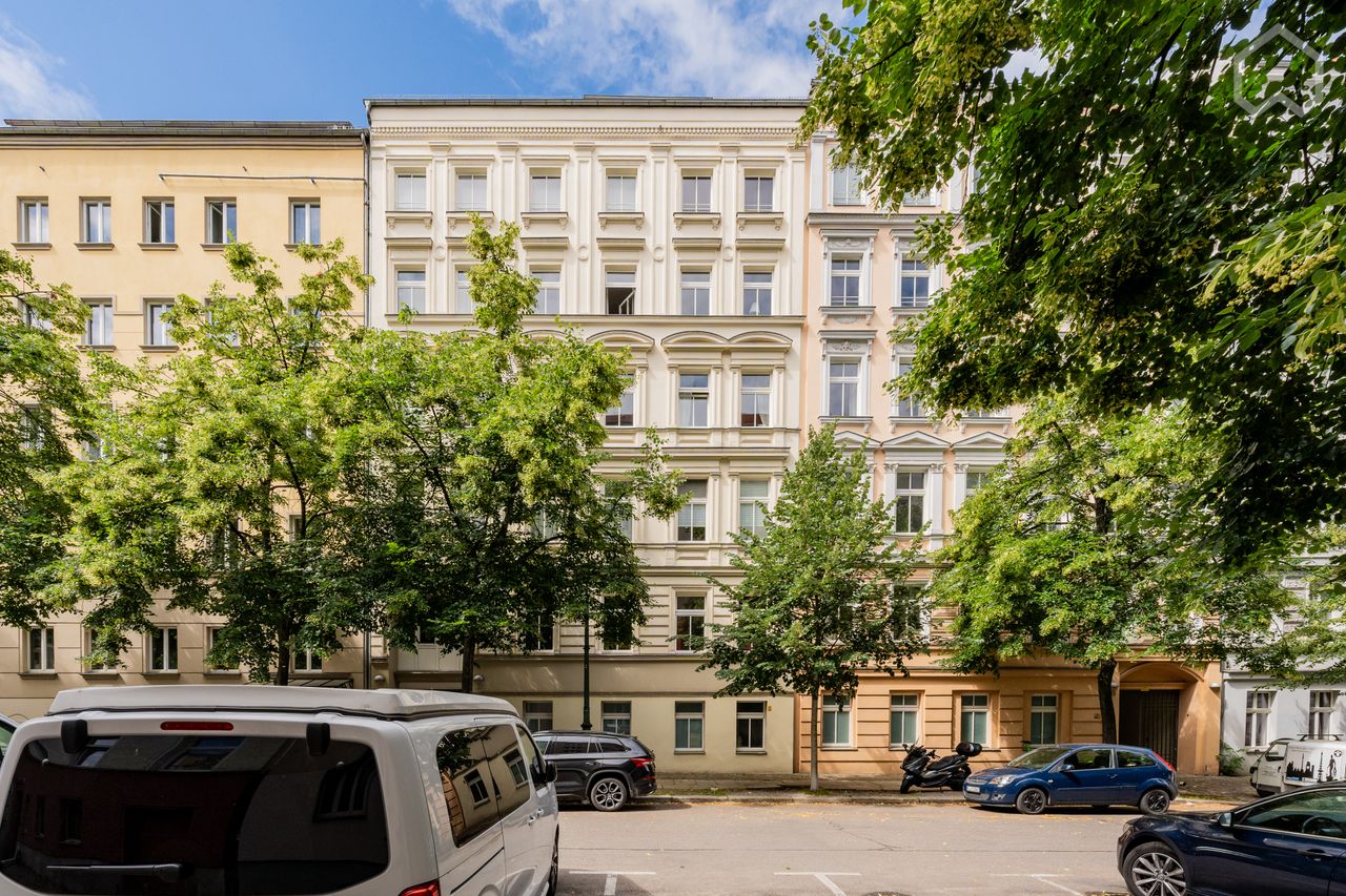 Beautiful 2-Room Apartment with Quiet Yard in Berlin Prenzlauer Berg