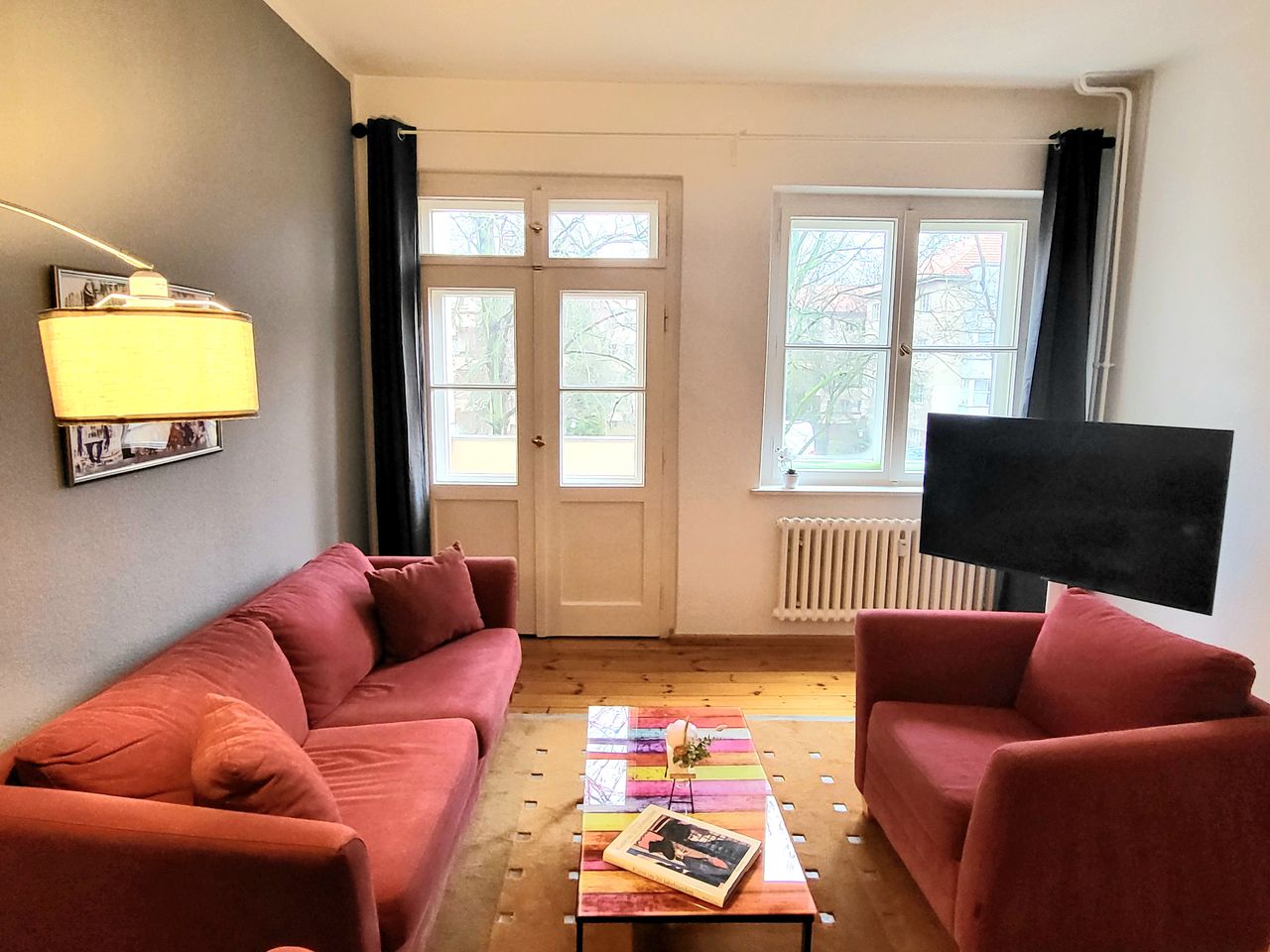 Cozy & stylish apartment close to the S-Bahn, shopping within walking distance