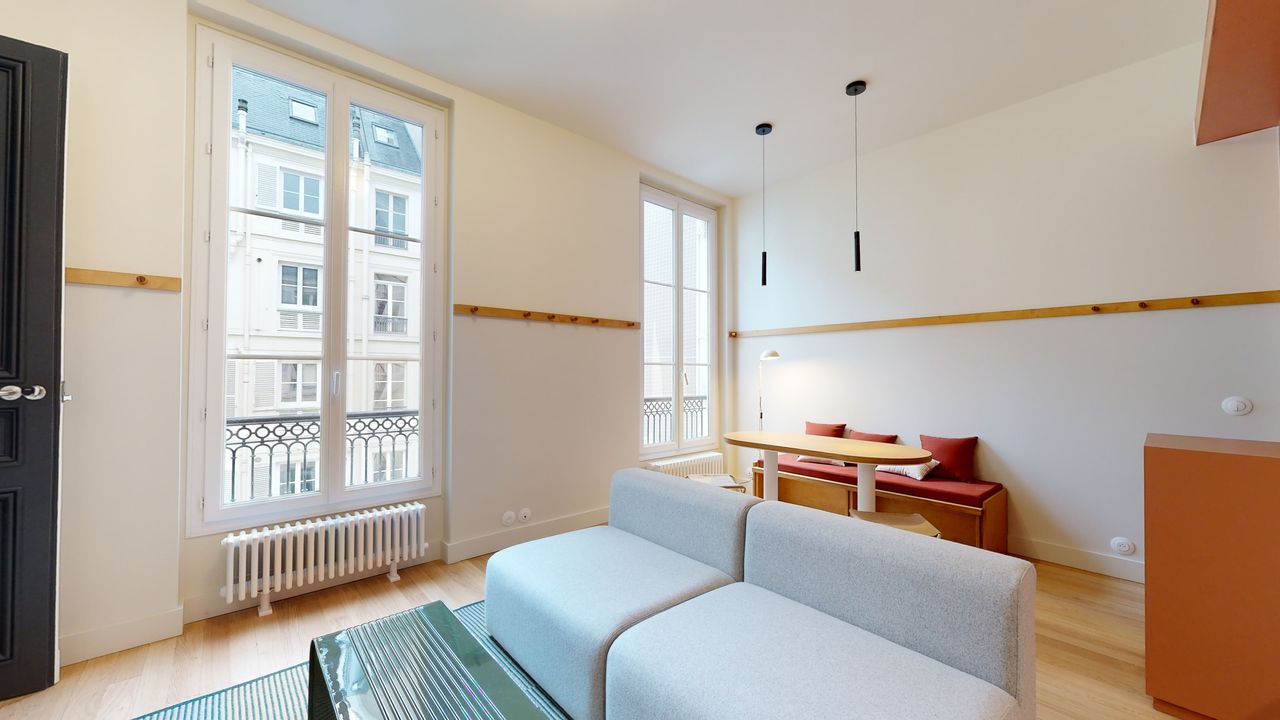 Comfortable 2 Bedroom private apartment w/ shared co-working space, gym and courtyard