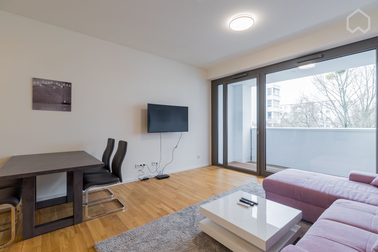 Fully Furnished Apartment - Luxurious, brand new 3 Room (2 Bedroom)  in the Center of Berlin!