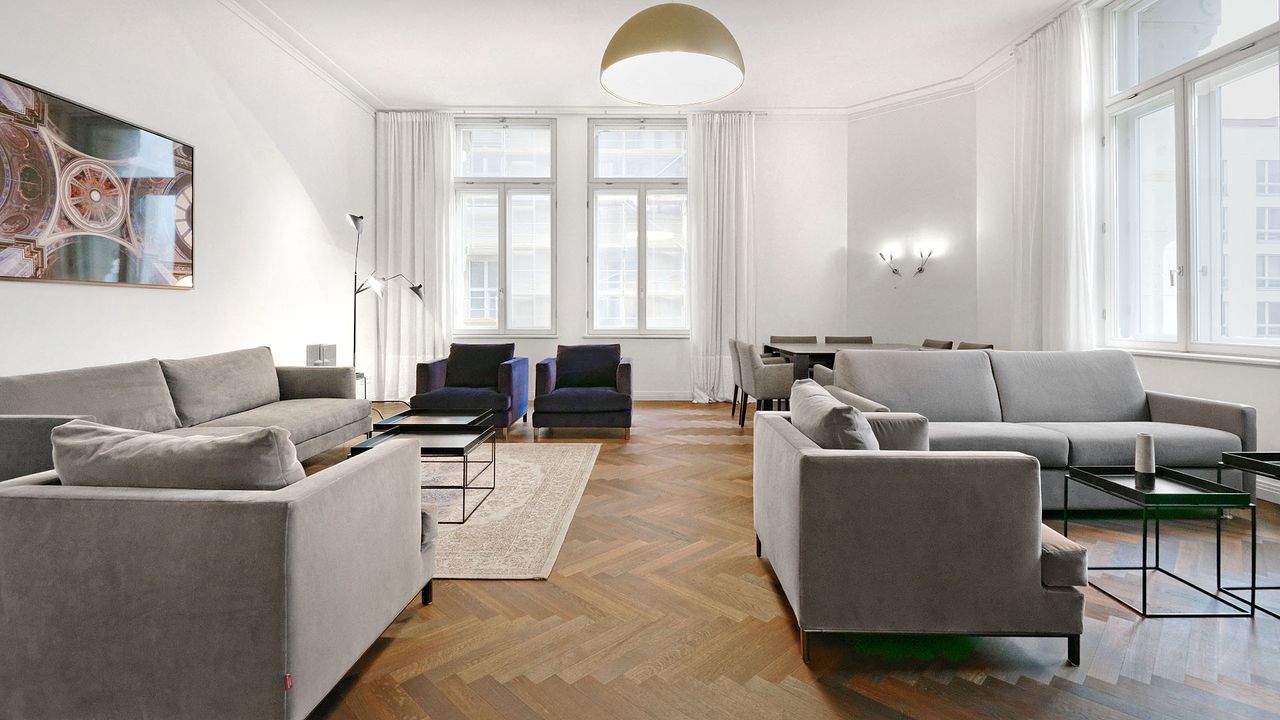 3-Room Luxury Apartment in Berlin Mitte