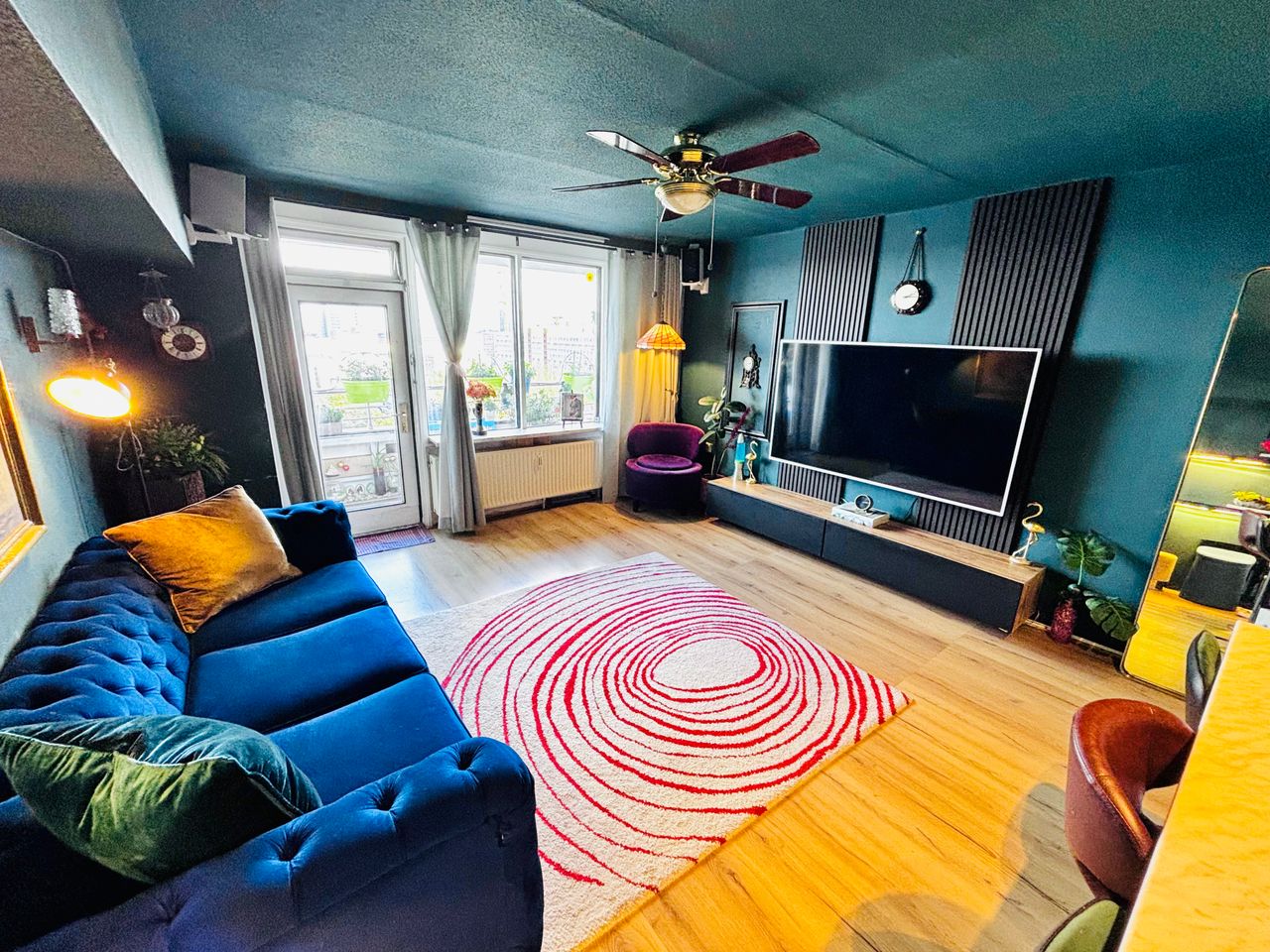 2-Room Apartment with Balcony View – Fully Furnished – Near Alexanderplatz