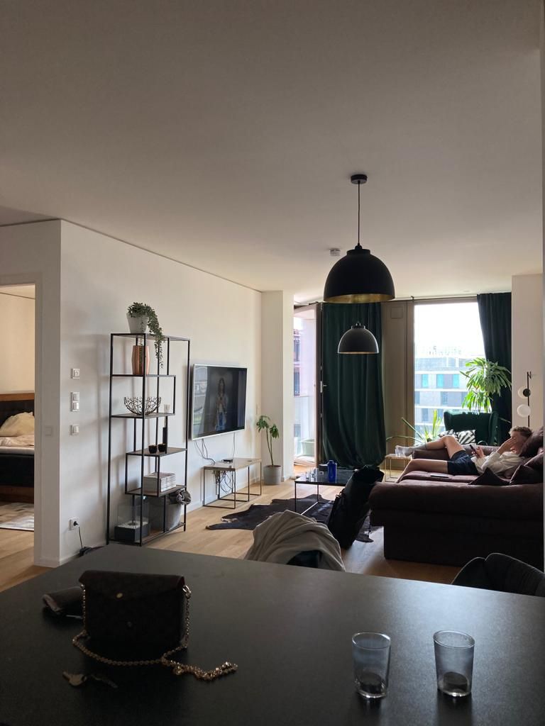 Bright & furnished home in Mitte w/ Loggia, Gym, Skygarden, Concierge & Parking