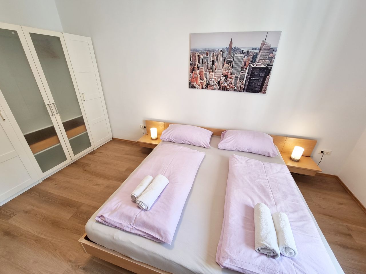 Design one-bedroom apartment