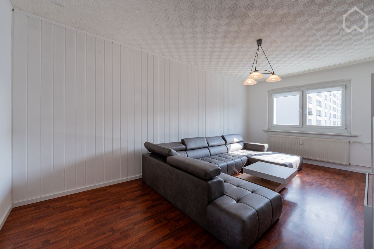 Fully furnished 4-room apartment with style & comfort – all-inclusive in Berlin 13059!