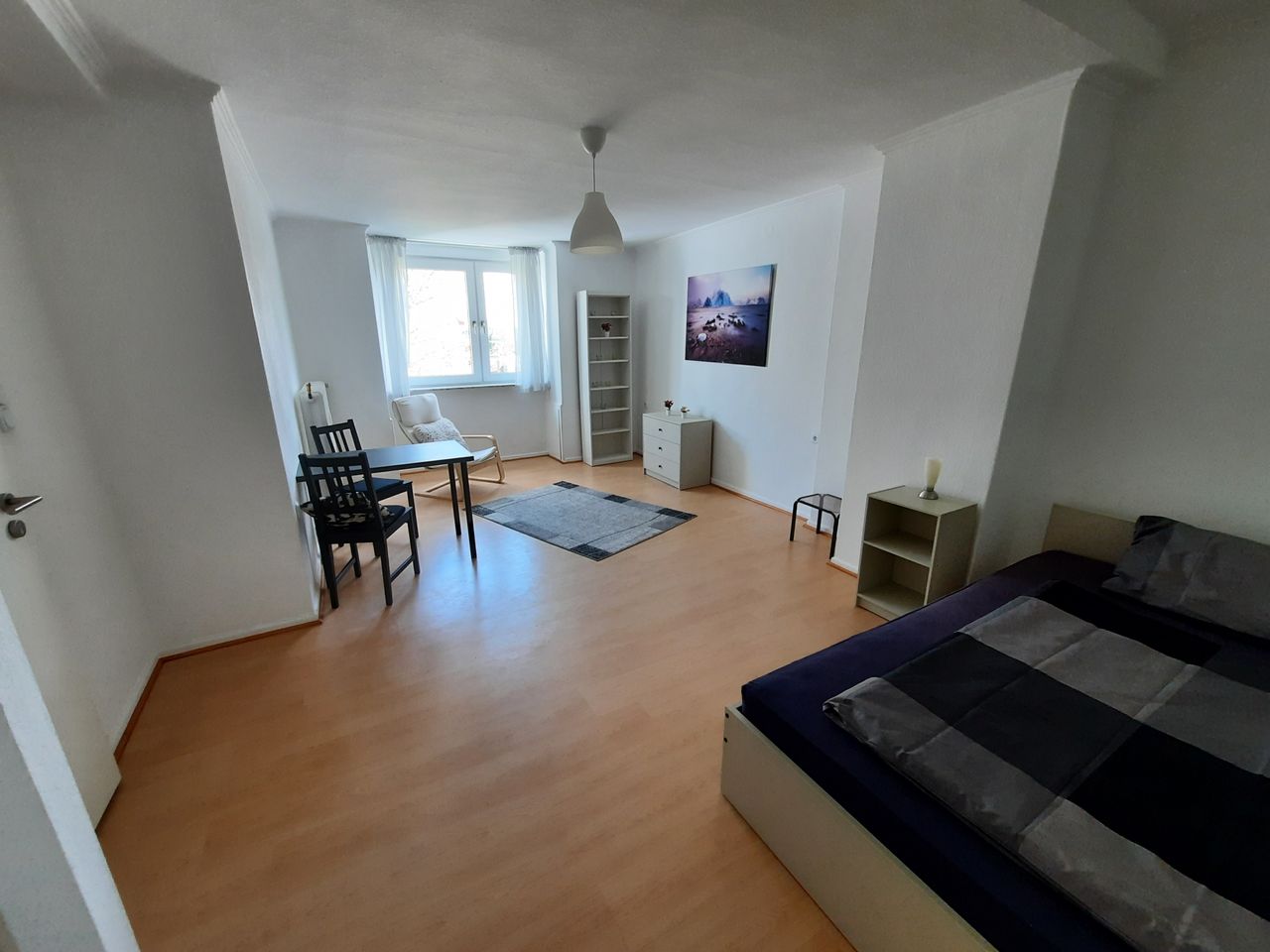 Beautiful bright & quiet 2-room flat in the middle of Bremen-Schwachhausen.