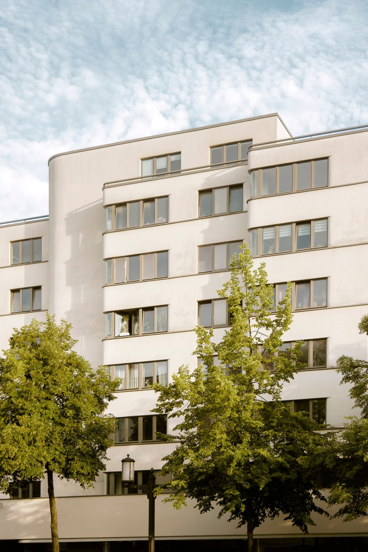 Urban Living: Modern and Stylish in Charlottenburg