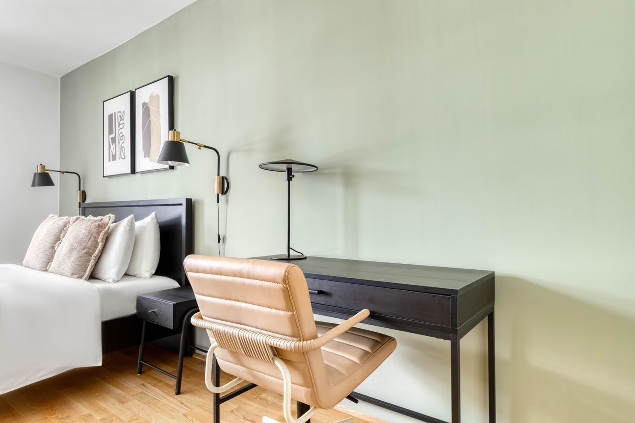 2BR | Leopoldstadt, loggia, gym & sauna