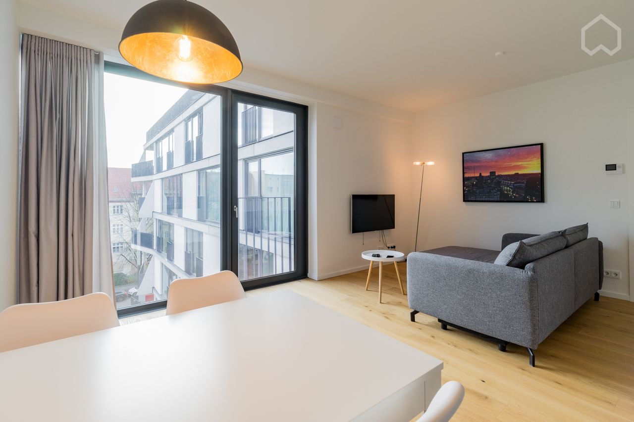 Bright and modern apartment near Kreuzberg/Neukölln
