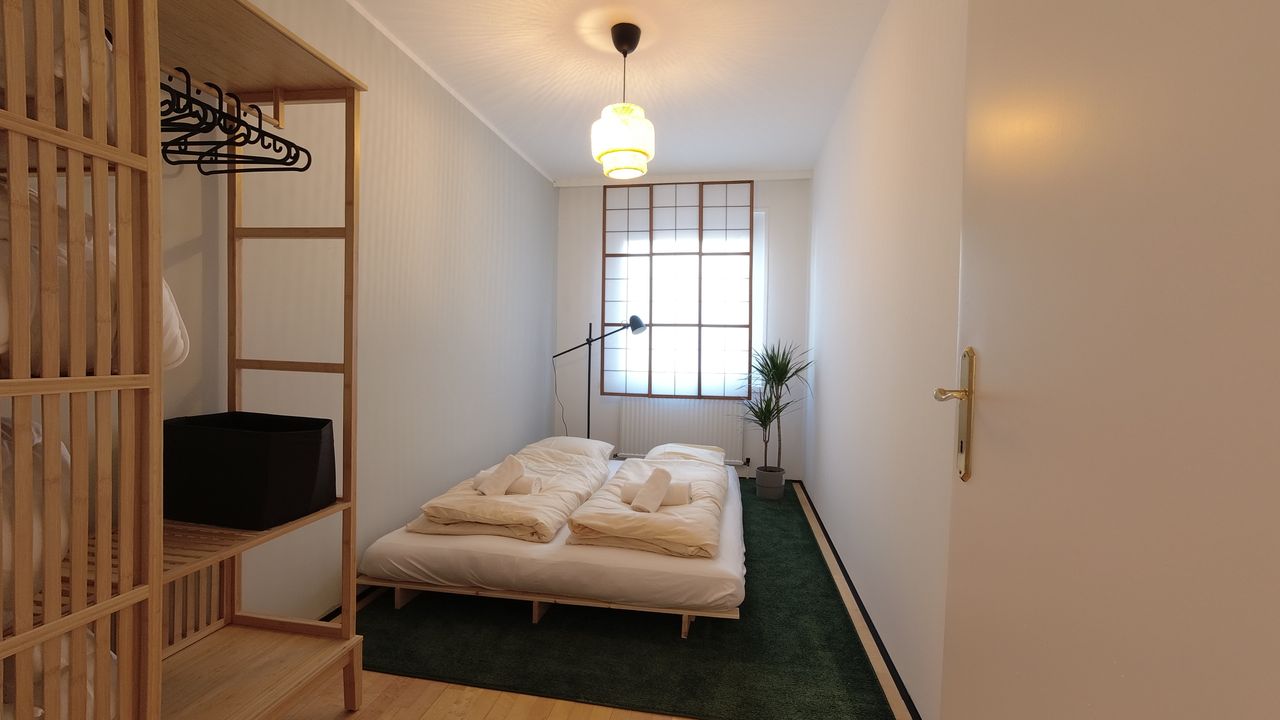 Modern designer apartment next to the U1 underground line