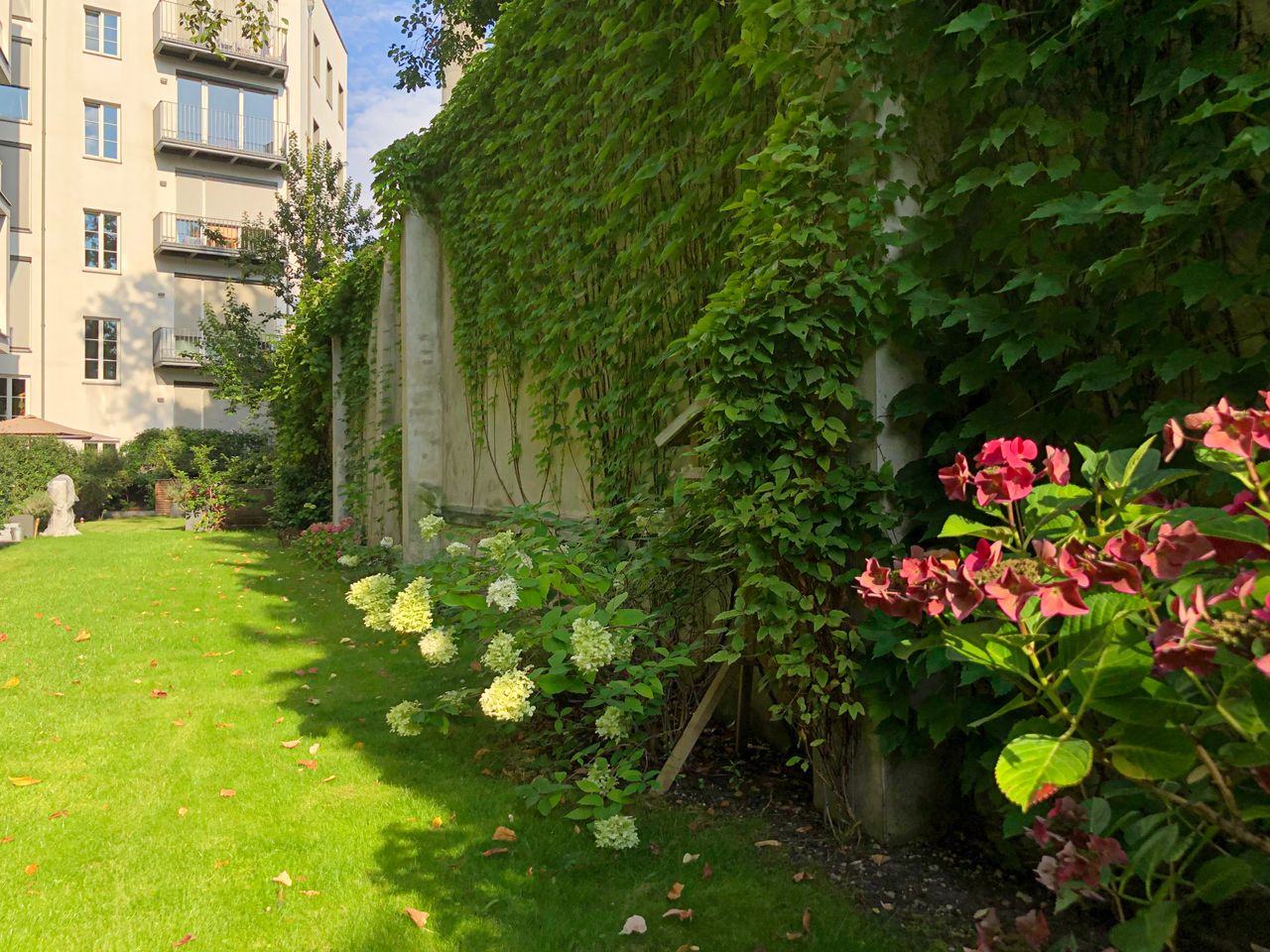 Amazing loft apartment with private garden in Berlin-Mitte