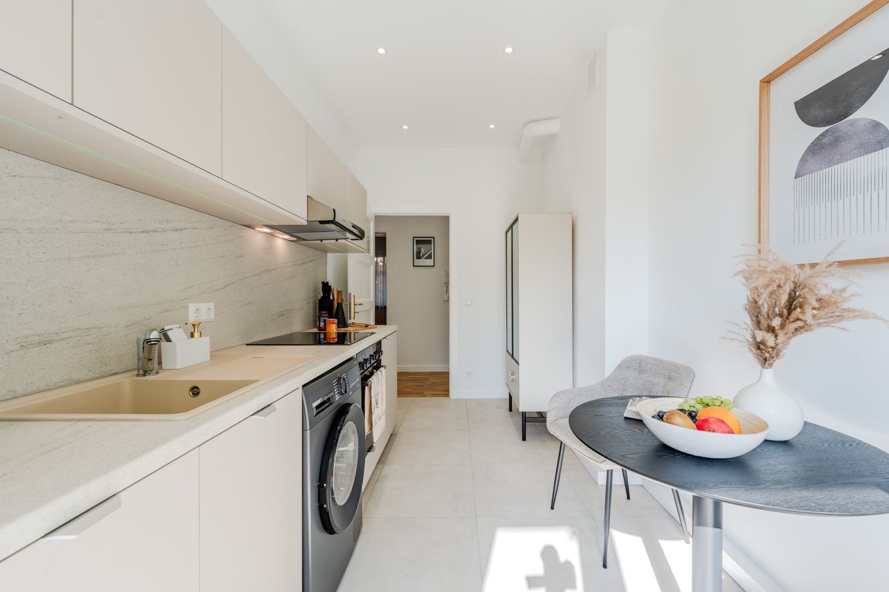 Elegant Minimalist apartment in the heart of Neukölln