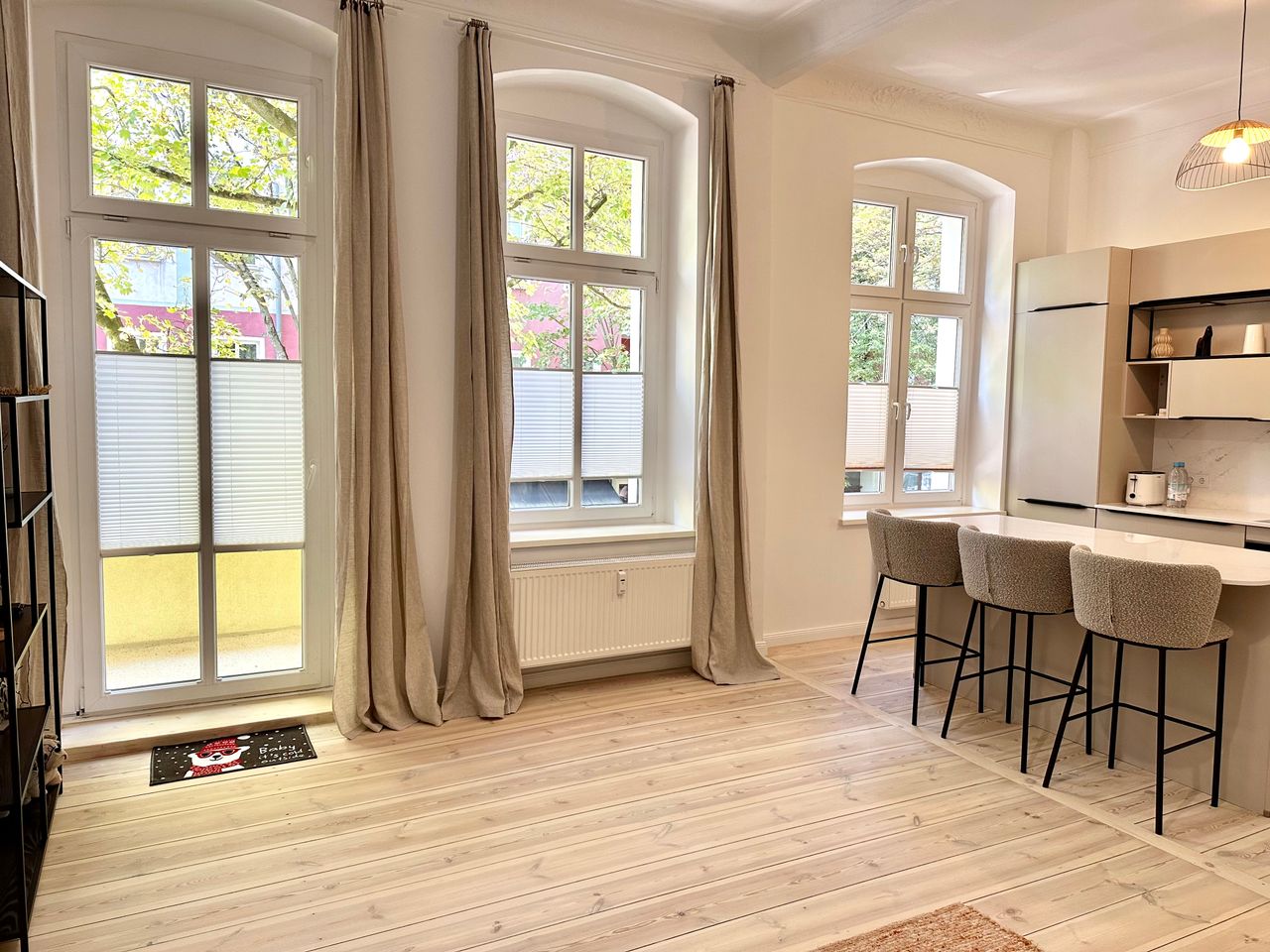 Luxurious refurbished flat in excellent location in Friedrichshain!