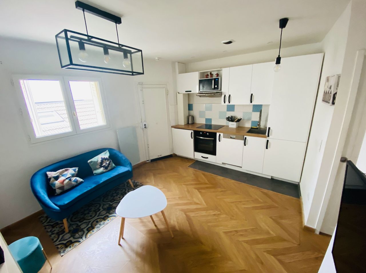 Magnificent two-room apartment - Buttes Chaumont