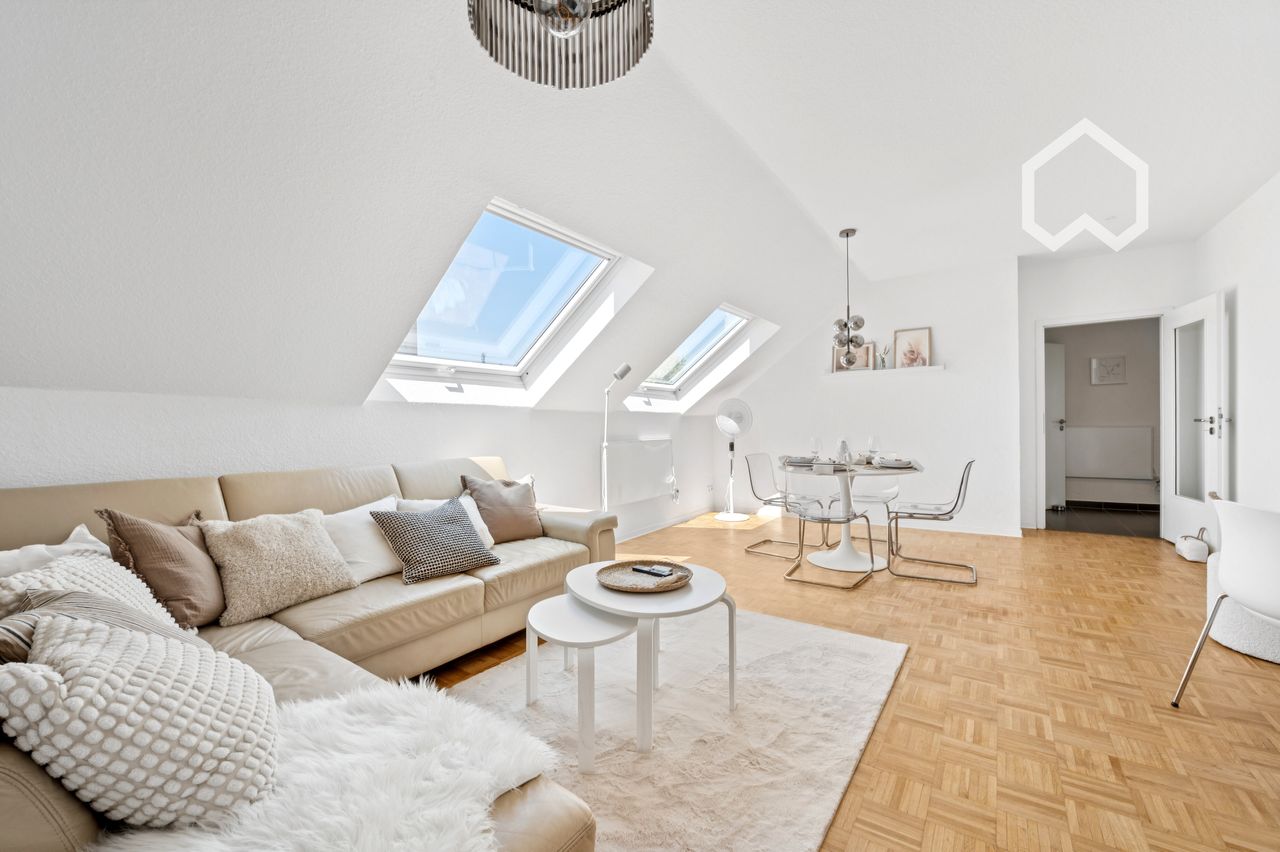 Exclusive apartment | Cleaning included | Double parking space optional | Separate WC