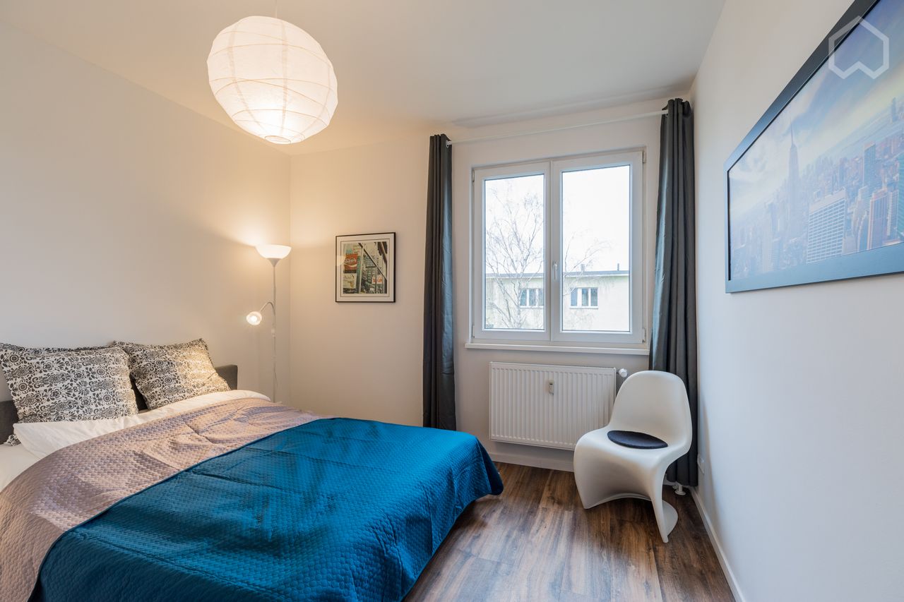 Modern 2-room apartment in Neukölln, Berlin’s trendiest neighborhood!
