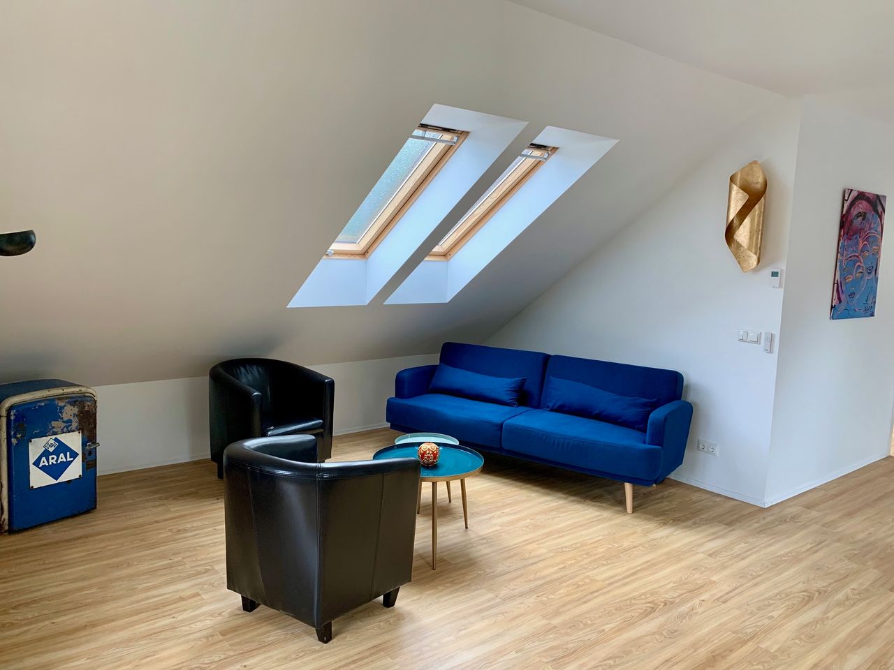Light-flooded attic apartment in the greenery with privat parkingspot