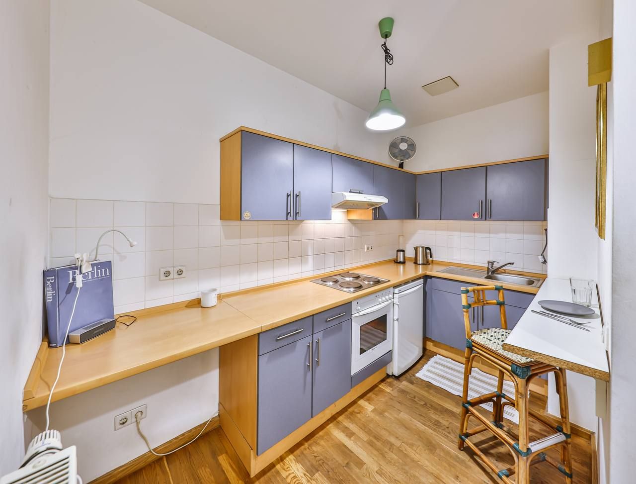 Bright & cozy studio apartment in Kollwitzkiez