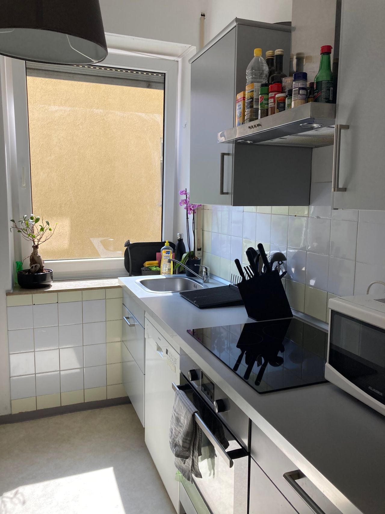 Charming and Fully Equipped 2-Room Apartment for Temporary Rent