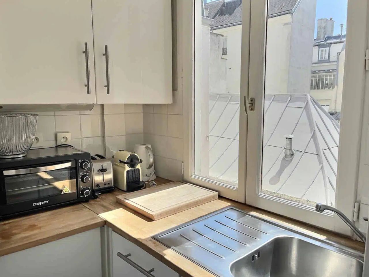 Rental Furnished flat - 3 rooms - 70 m² - Île de la Cité - Île Saint Louis - 75004 Paris