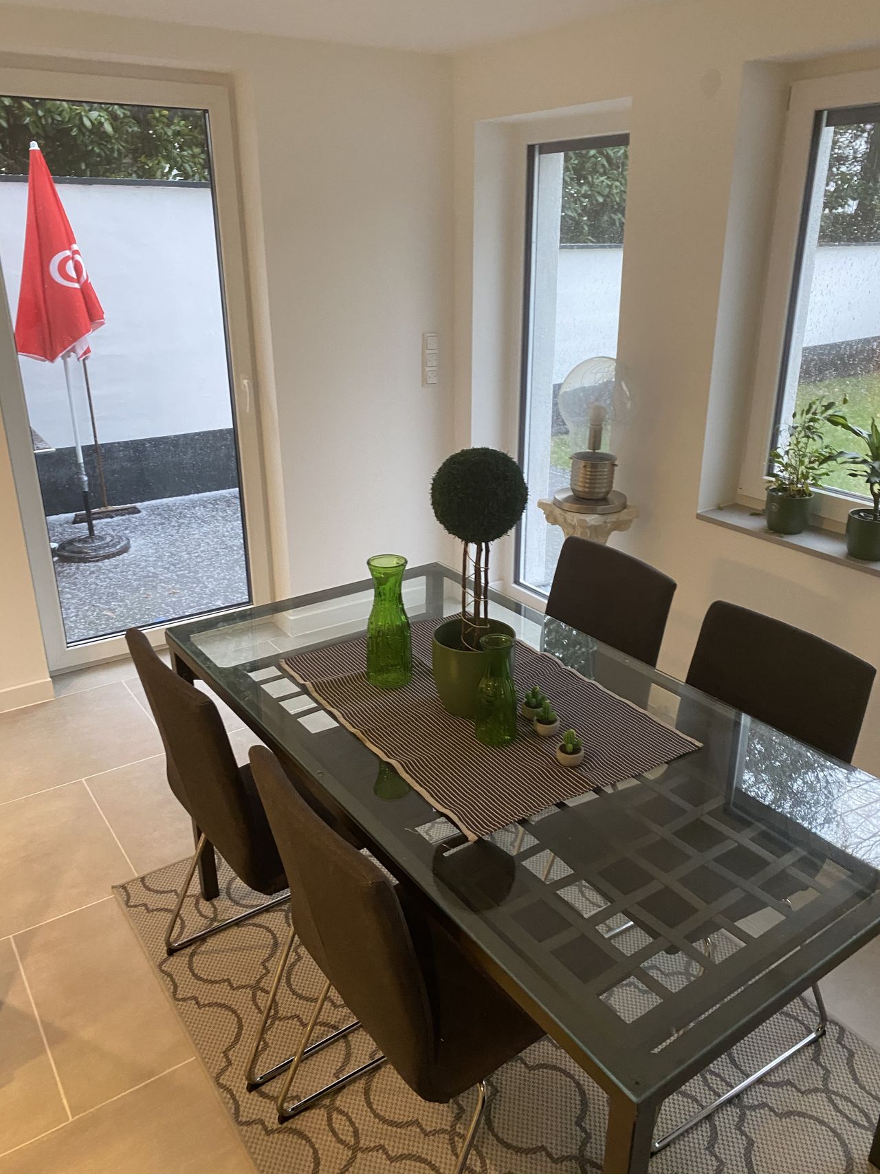 Modern new apartment with private terrace and garden in Düsseldorf