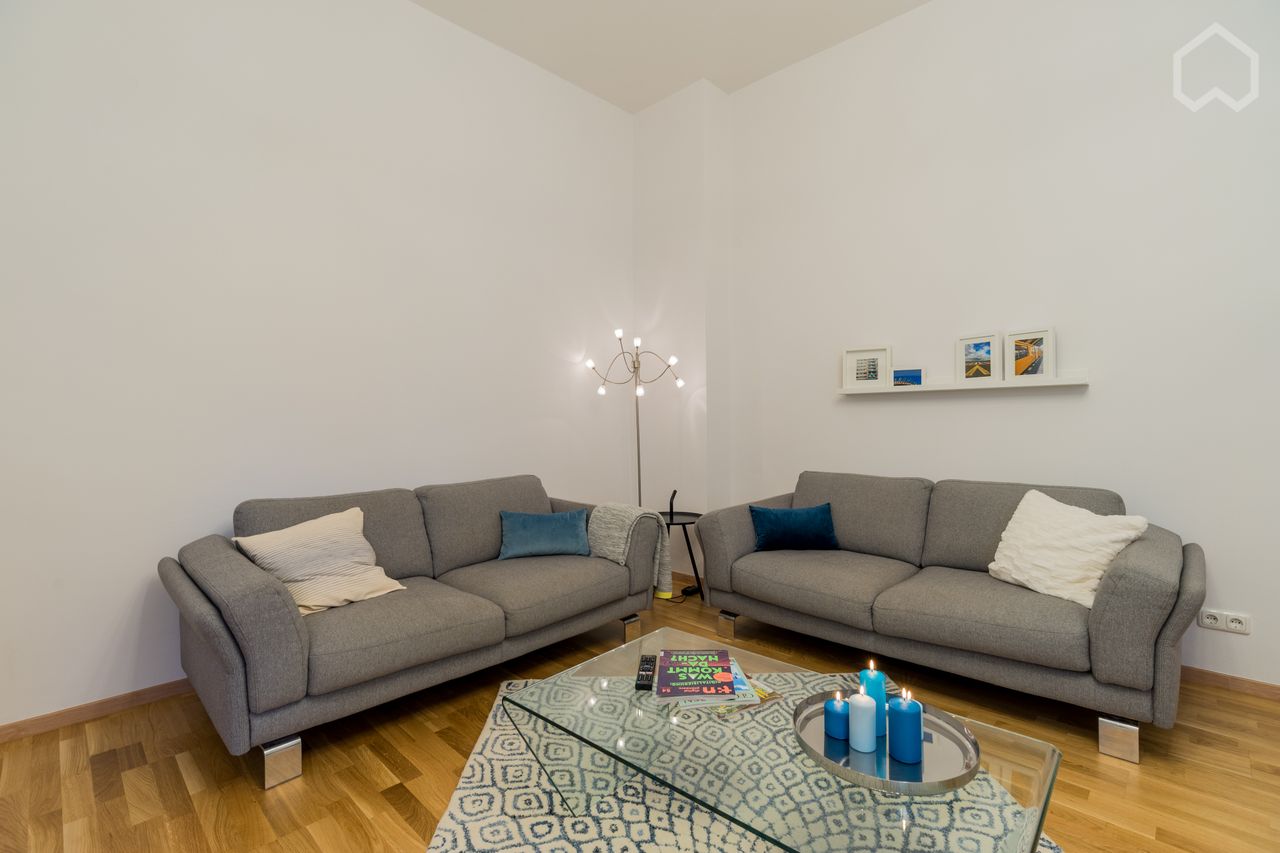 Quiet, modern and fully furnished home away from home in Berlin Moabit.