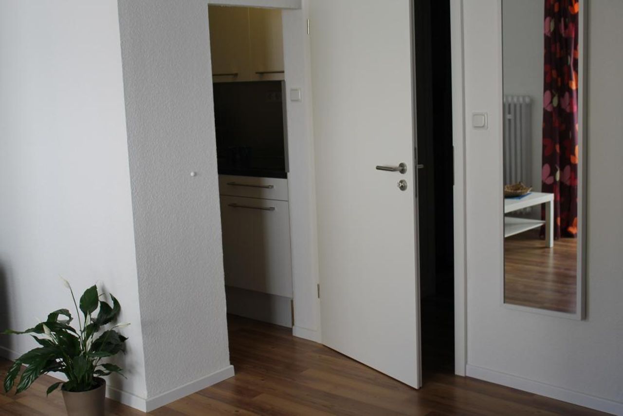 Spacious, pretty apartment located in Köln