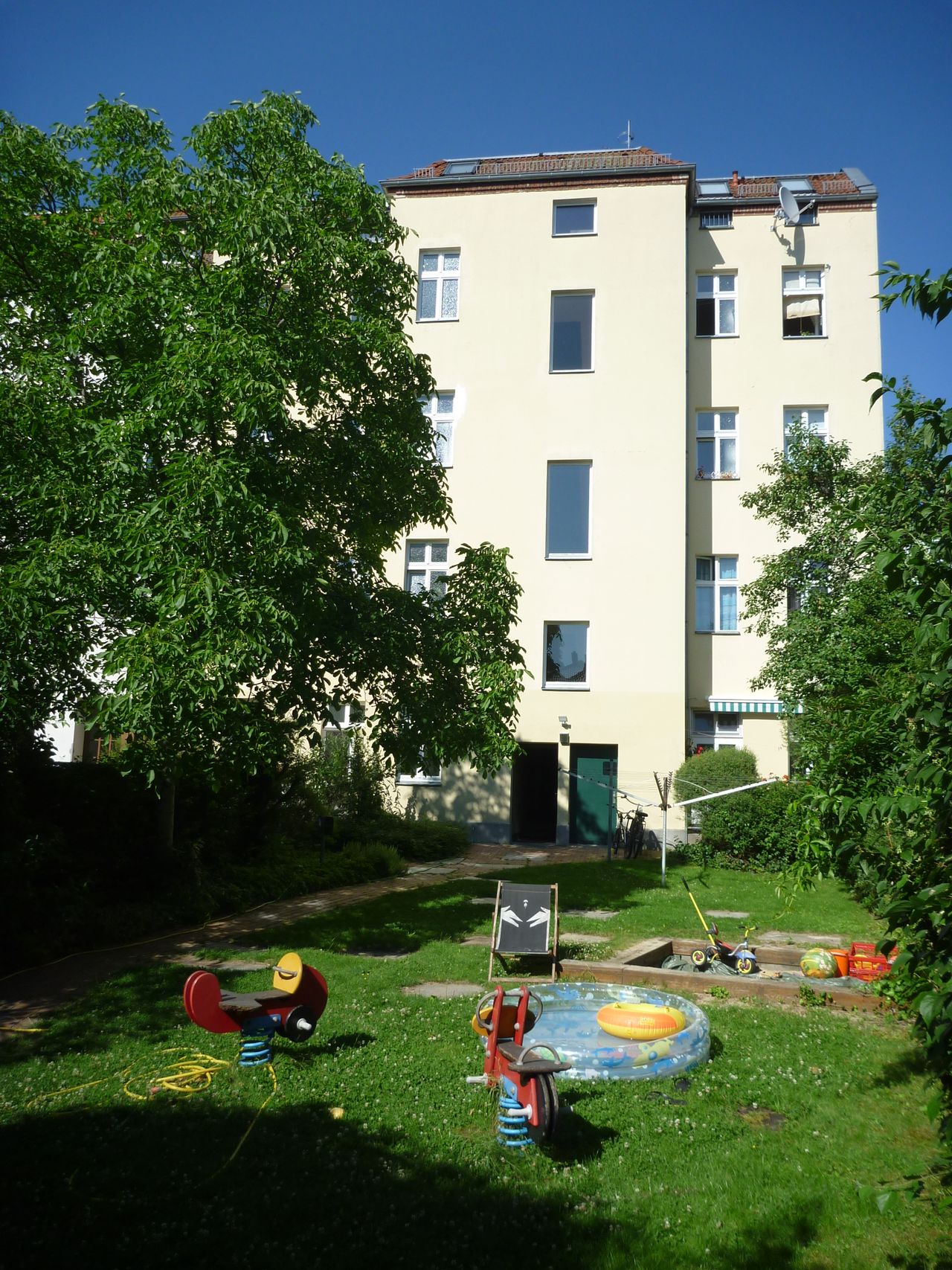 bright 2-room-apartment with terrace in Berlin-Adlershof