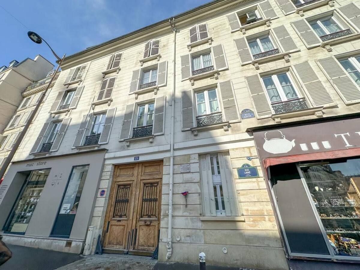 A 23 m2 studio ideally located in the 5th arrondissement.