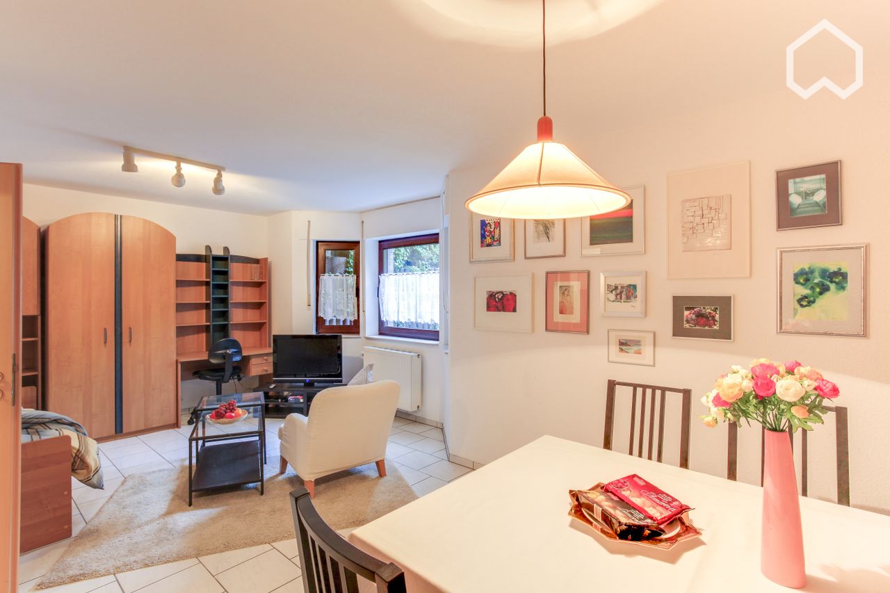 Nice, quiet and neat apartment in Neuss-Norf, near Duesseldorf