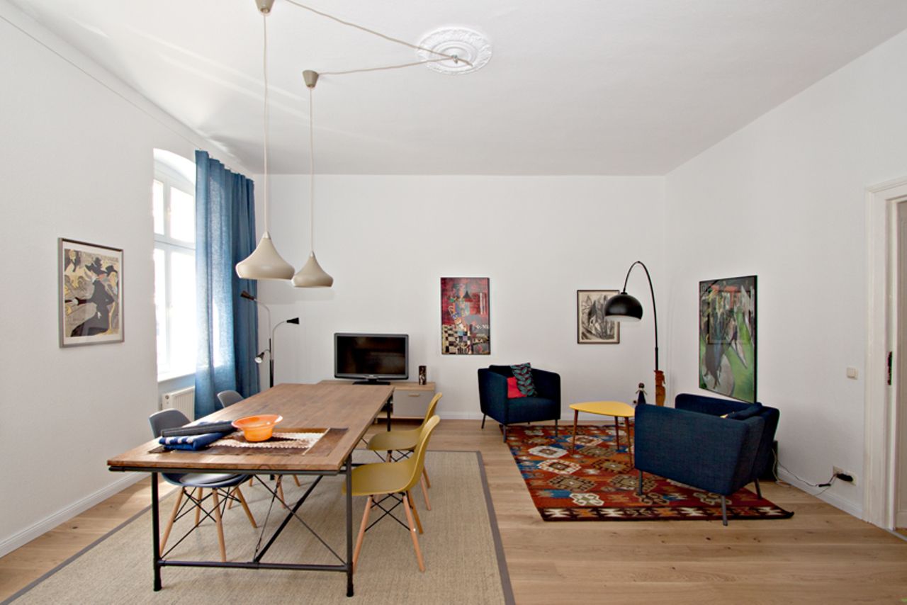 Modern, spacious apartment (Berlin Mitte)