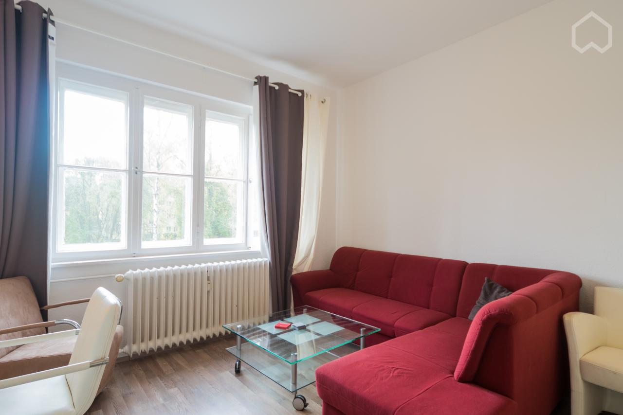Charming, nice flat in quiet street, close to S-Bahn Station, Berlin