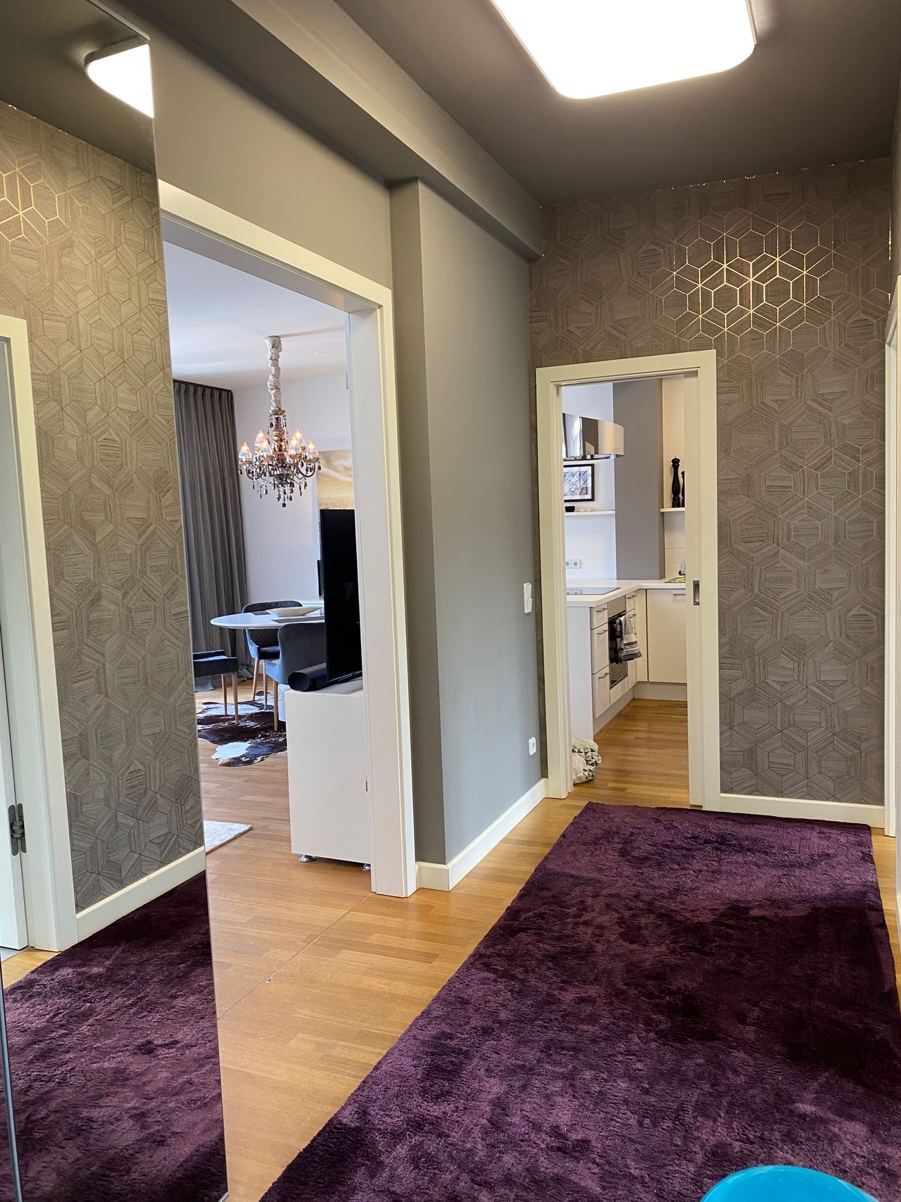 Neat, modern suite in Charlottenburg