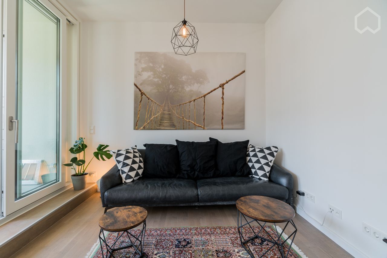 Luxurious brand new one bedroom apartment with character and style in the heart of Berlin Mitte's new Europacity