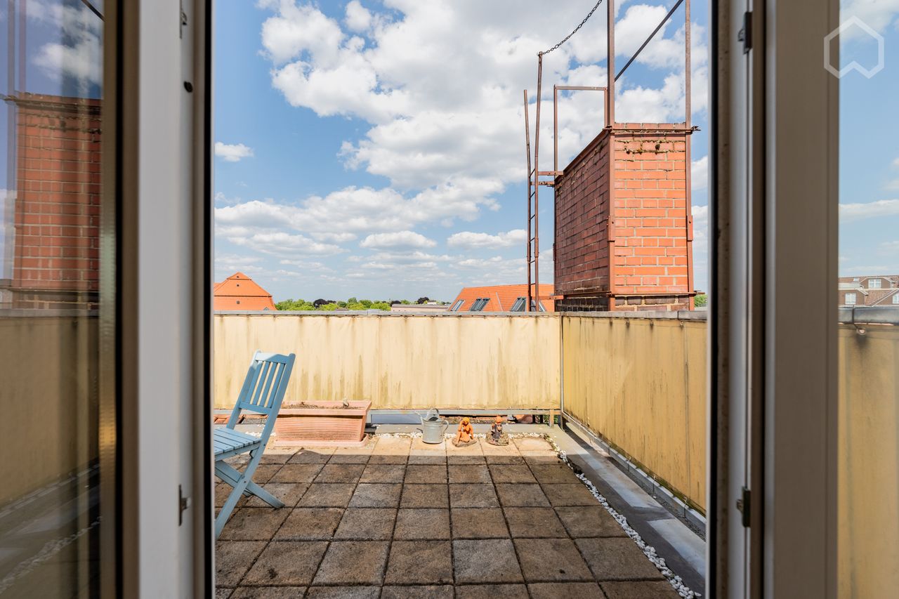 Penthouse maisonette with terrace in Charlottenburg-Westend