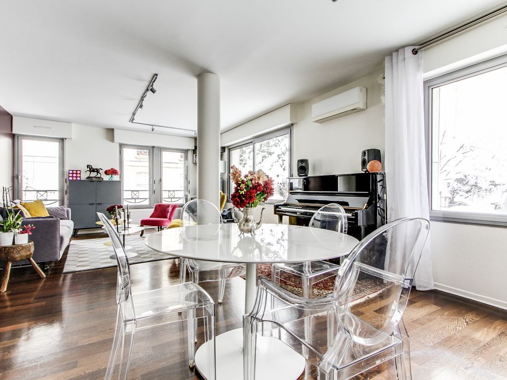 Charming apartment in the heart of the Marais