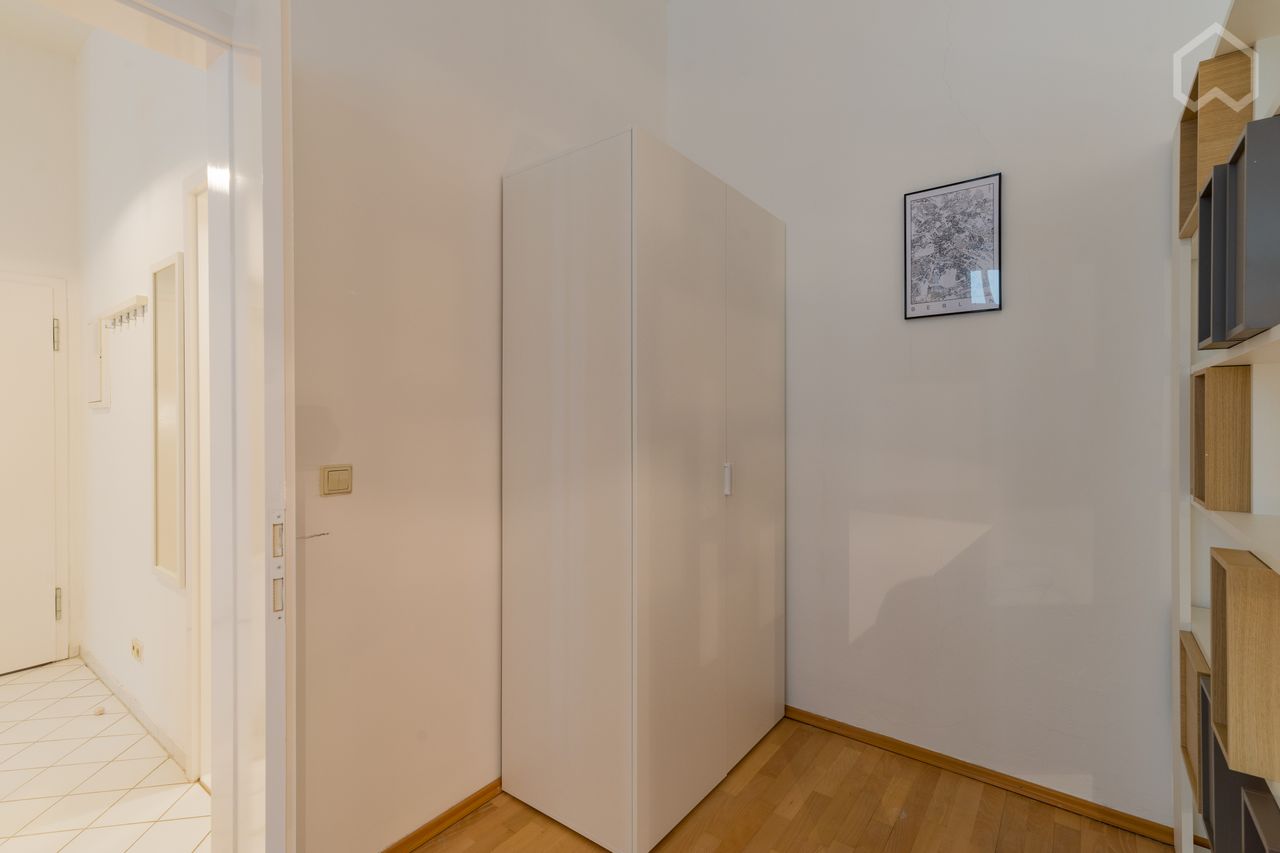 Lovely new apartment in perfect location at Rosenthaler Platz - calm but central