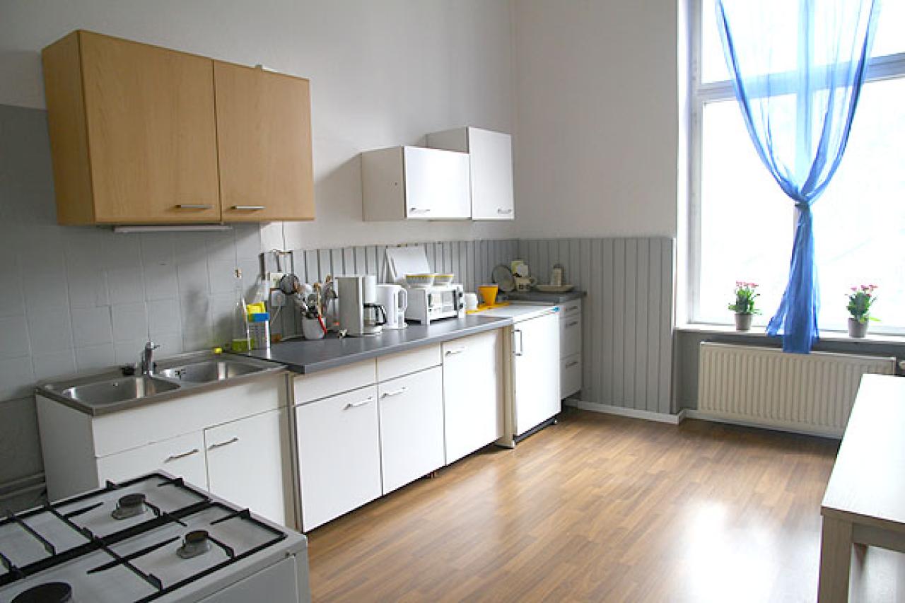 charming flat in old DDR flat (Mitte)