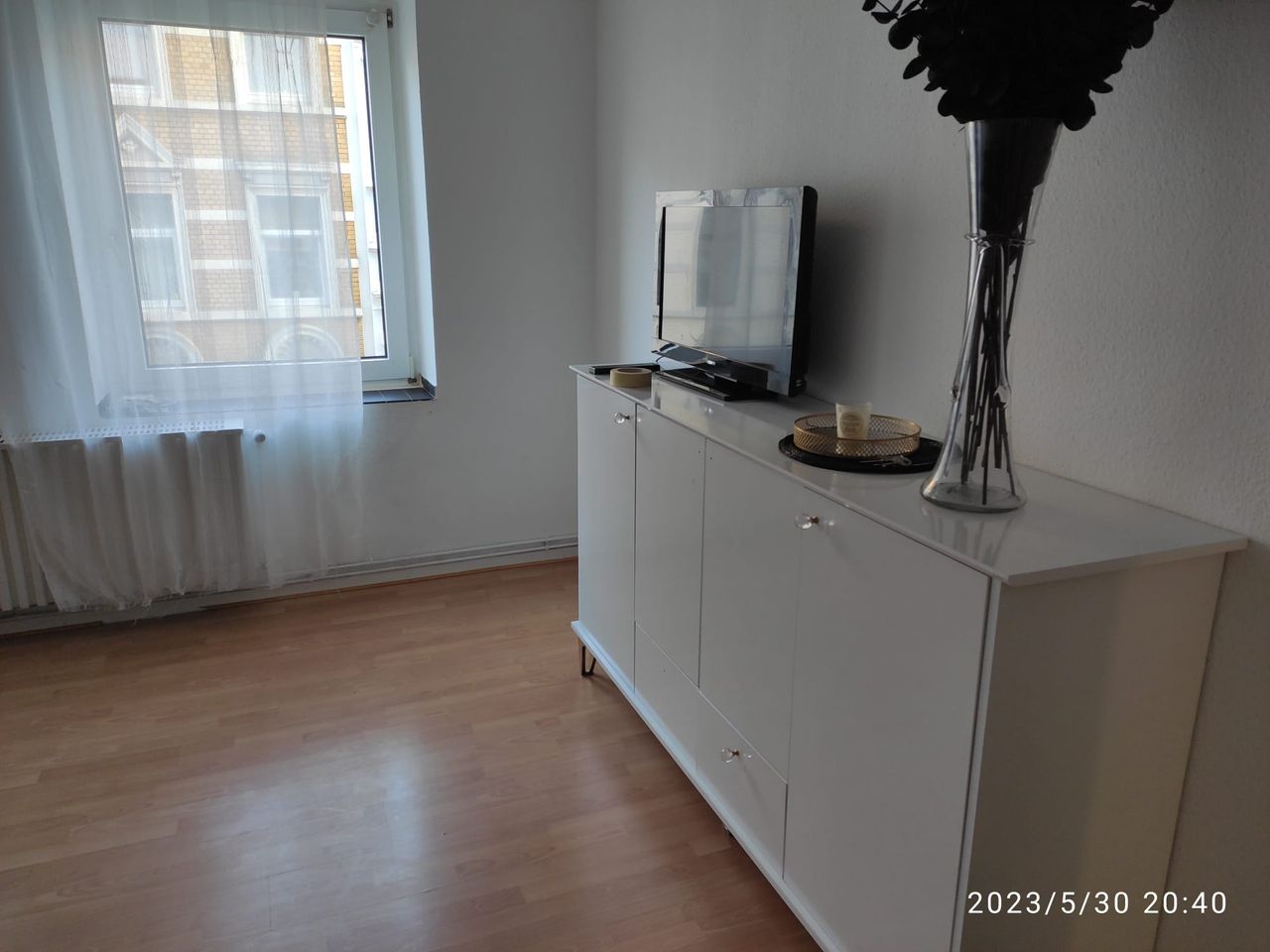 Furnished 3 room apartment near the center