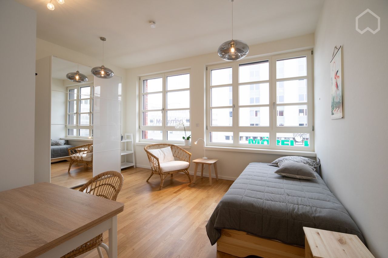 Fabulous apartment in the heart of the city - junction of Mitte, Tiergarten and Schöneberg