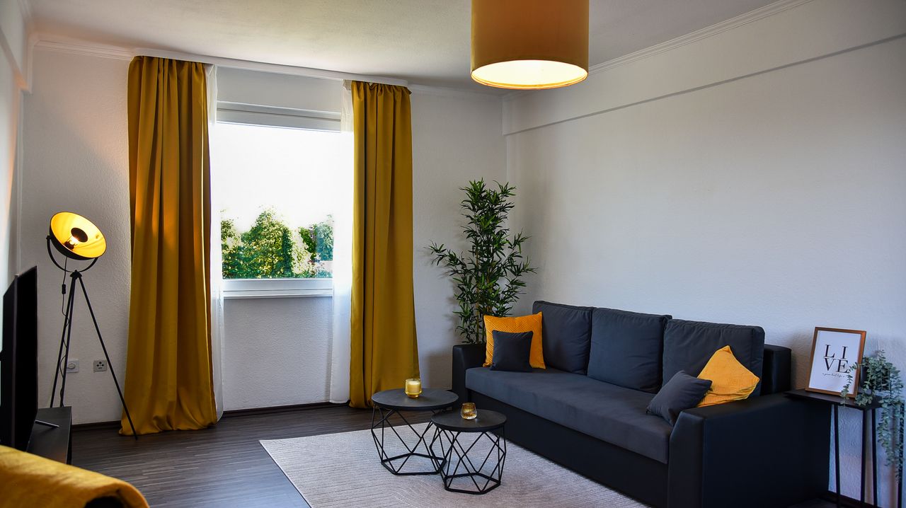 Deluxe Apartment near the Main Station: Ubahn, King Size Bed