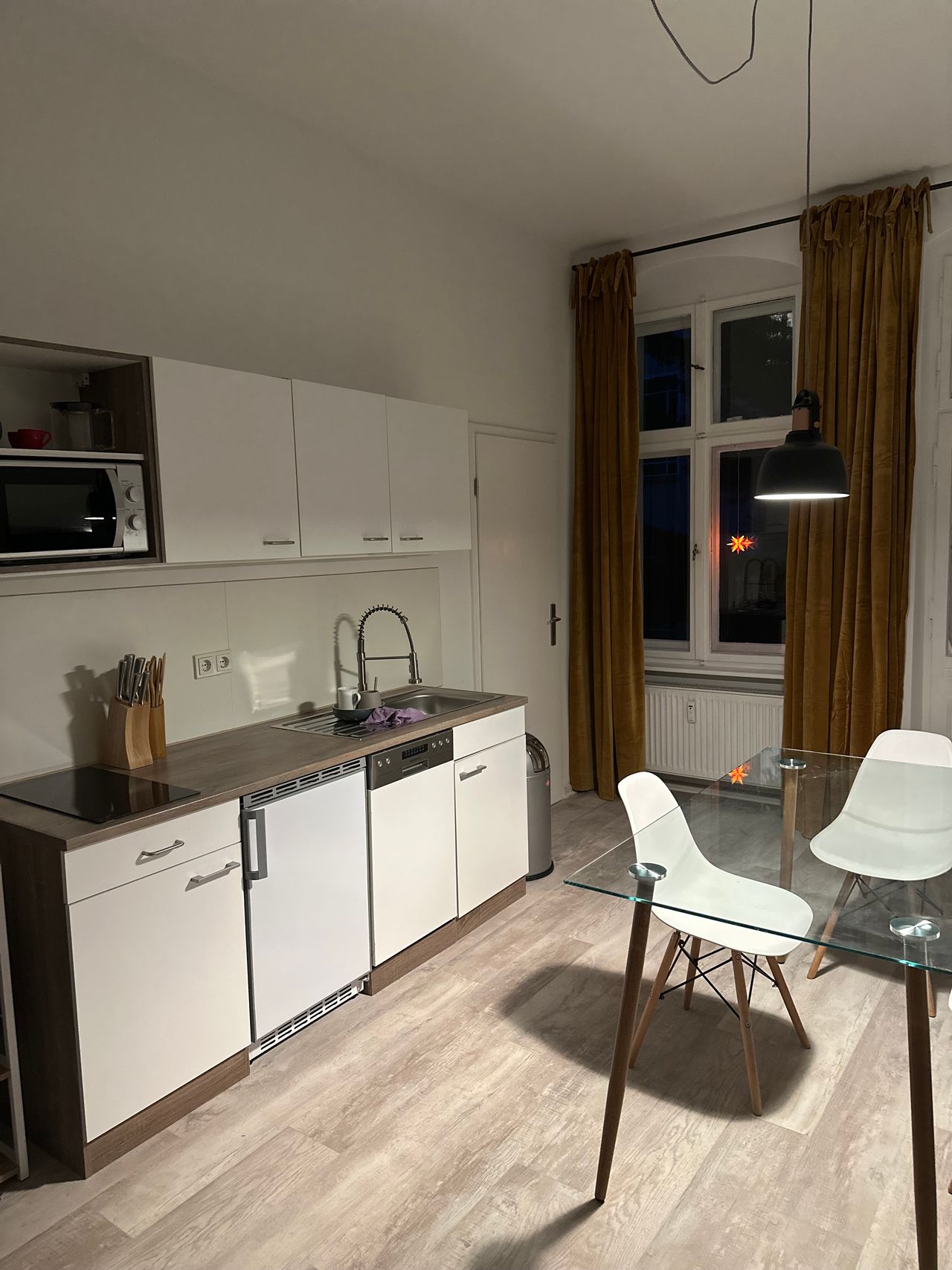 Fantastic fully furnished flat in Prenzlauer Berg