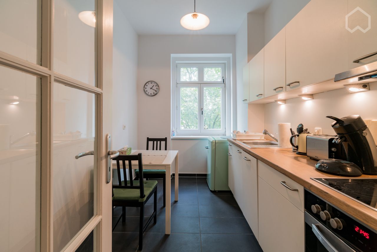 Bright and gorgeous flat in Friedrichshain incl. cleaning