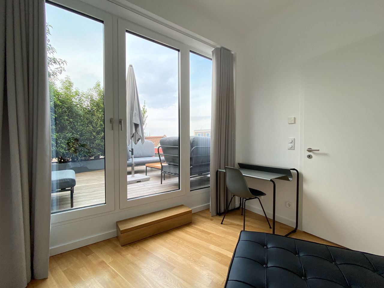 Designer Penthouse in Berlin Mitte with view at TV Tower