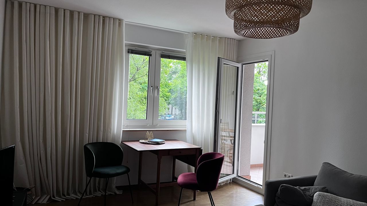 Stylish, sunny and quiet 3 room apartment in the green Parkstadt Bogenhausen