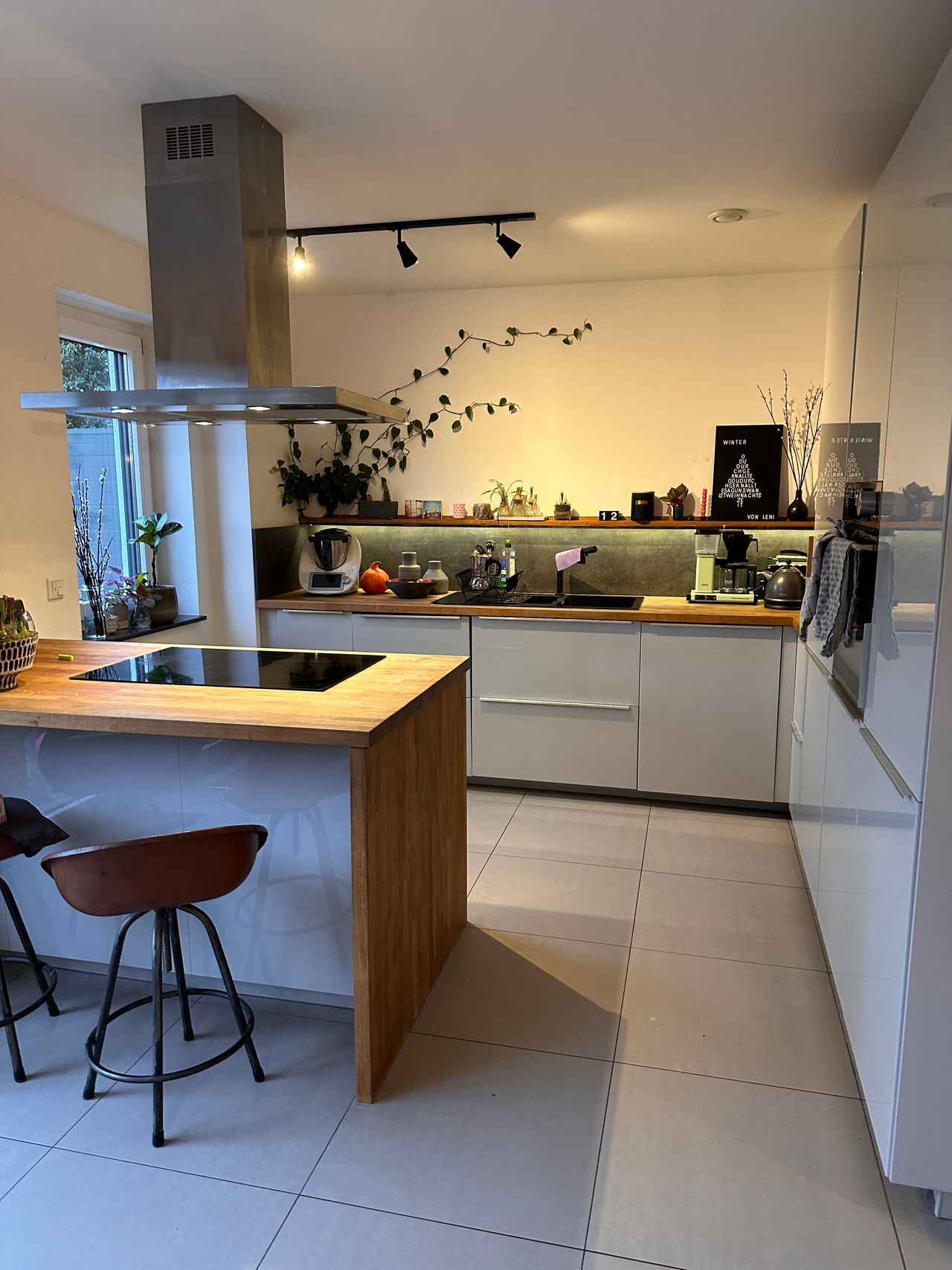 Furnished End-Terrace House in the Heart of the City