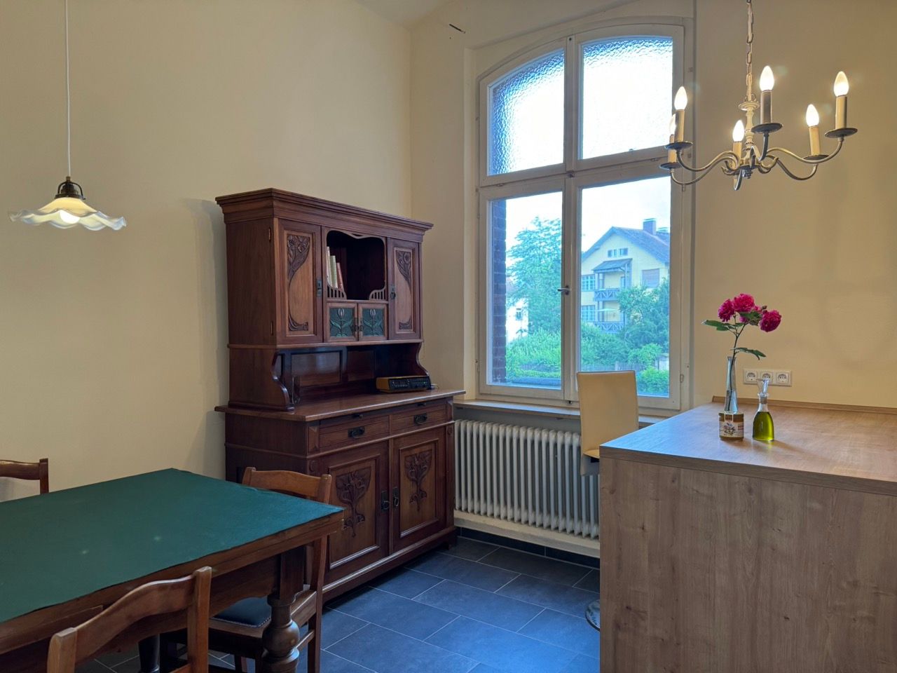 Exclusively furnished Art Nouveau apartment in Bayreuth